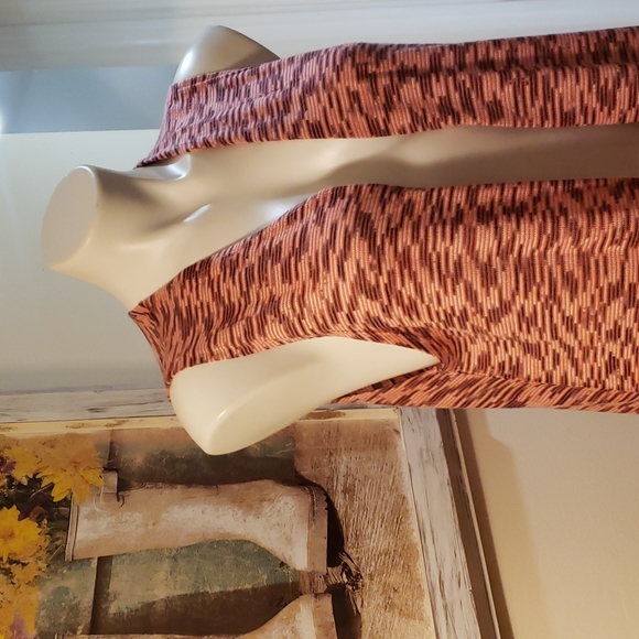 LuLaRoe Sweater - Picture 2 of 9